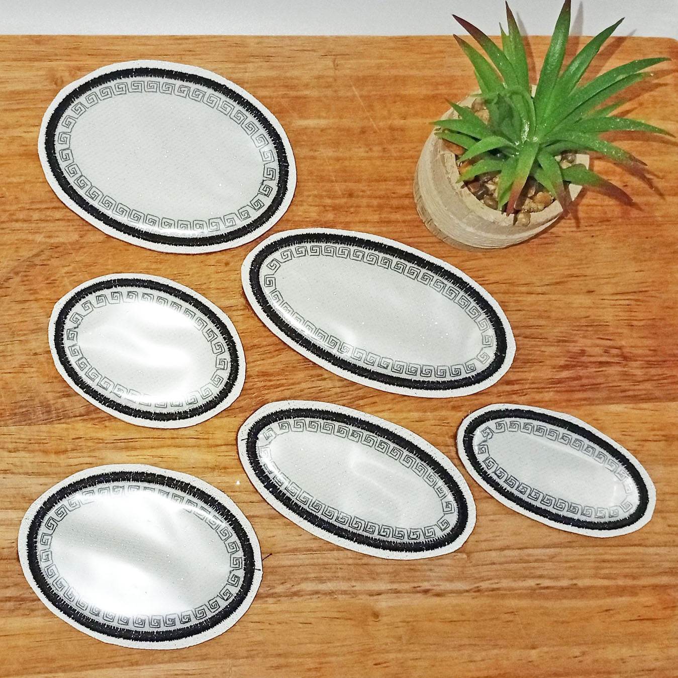 12x Stickdatei beschreibbare Aufkleber Mäander - Sewando