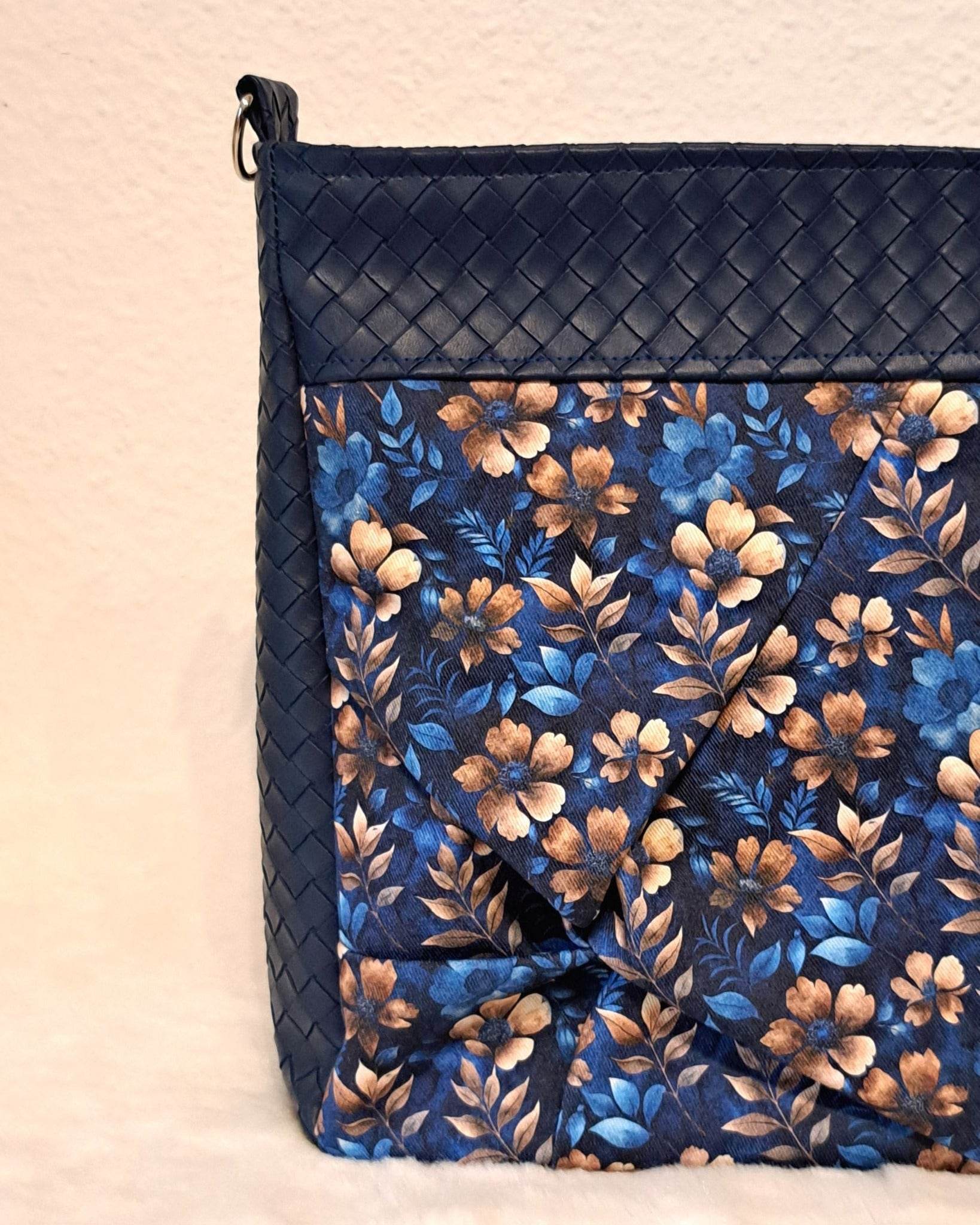 Schnittmuster Handtasche Swirley mit Knotenoptik - Sewando
