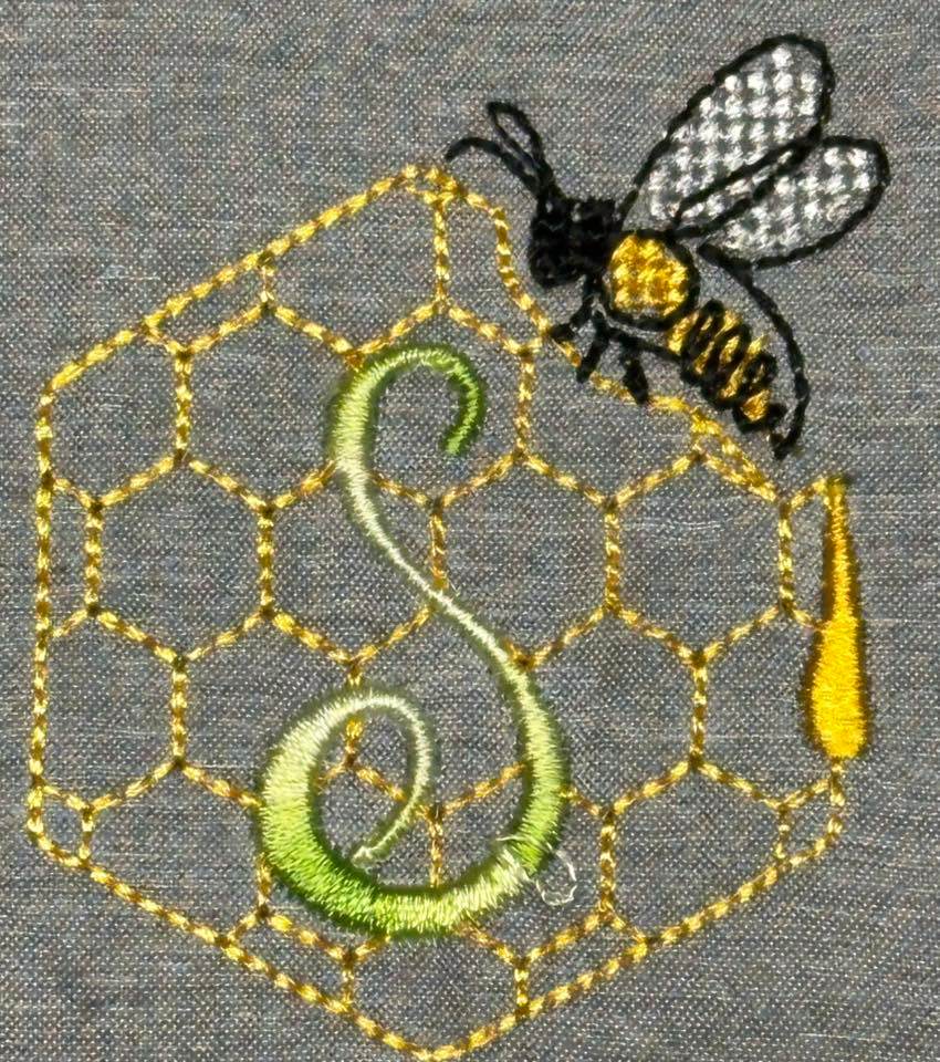 Stickdatei - Bienen-Monogramme A-Z - Sewando