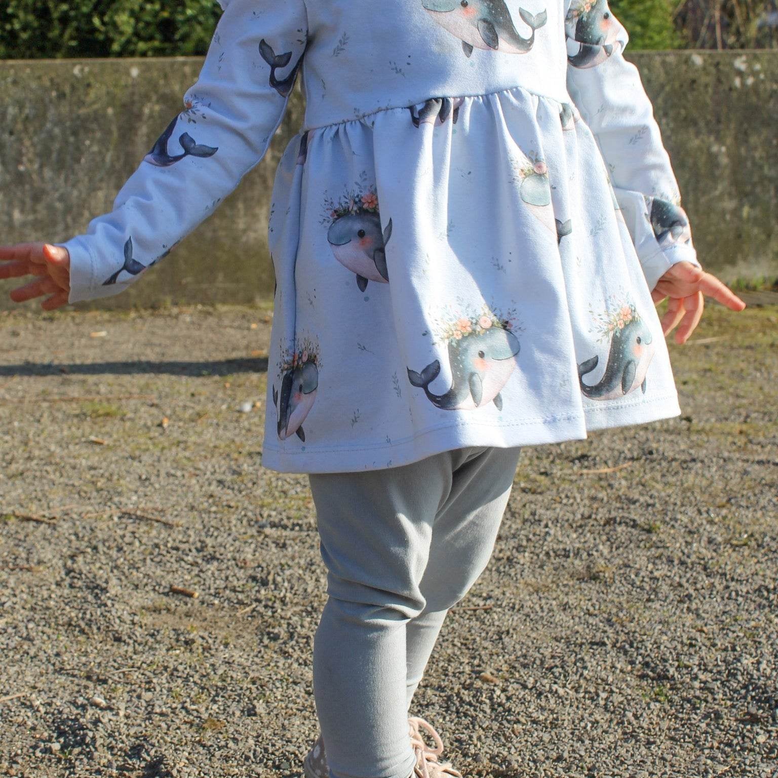 Tunika-Kleidchen Neelia, Schnittmuster Grösse 50-116 - Sewando