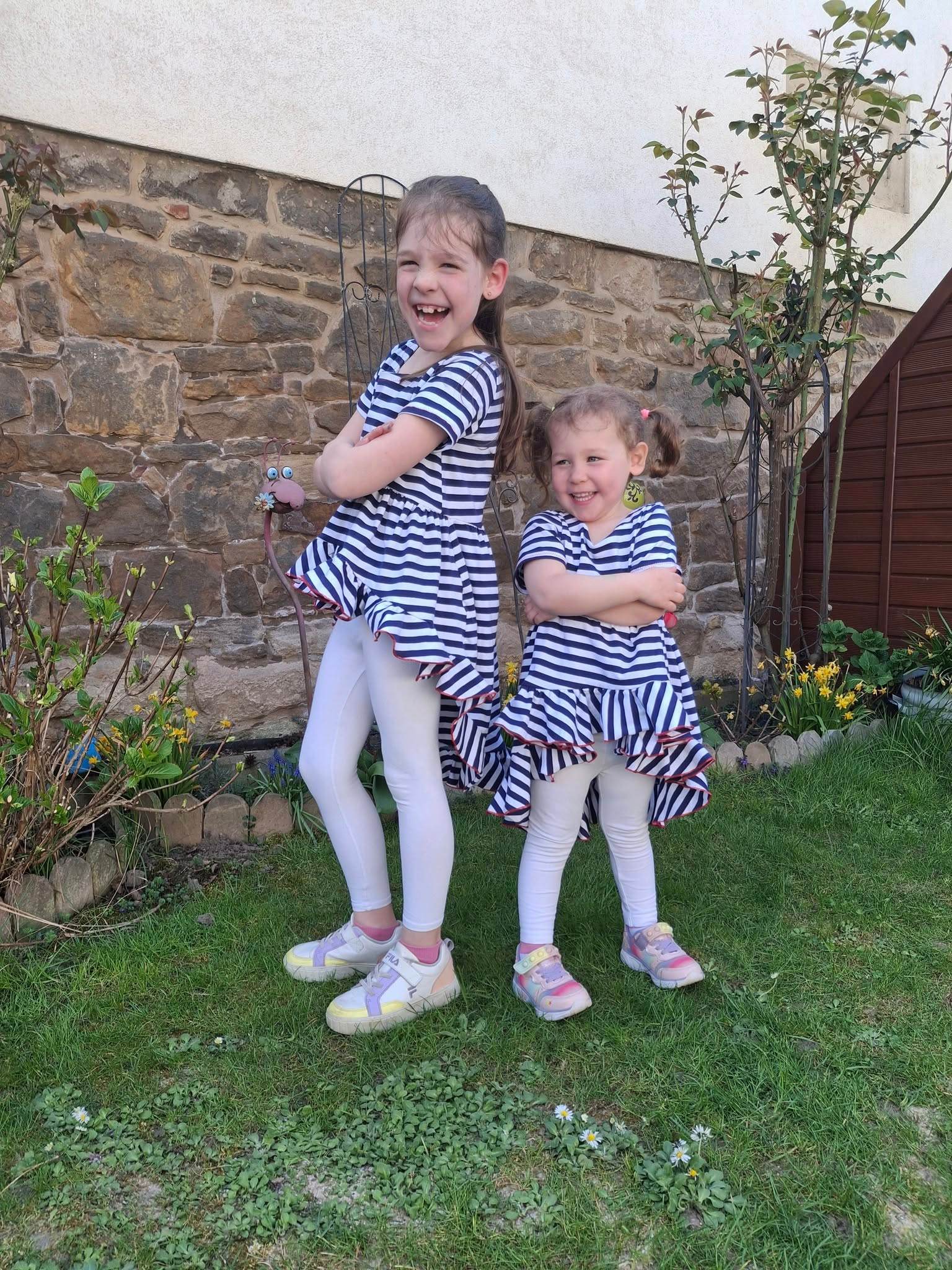 Schnittmuster *Little Swing Tunika / Kleid* JERSEY Gr. 74-176 - Sewando