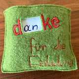 Stickdatei-Set "12 Hüllen für Haselnusstafeln"