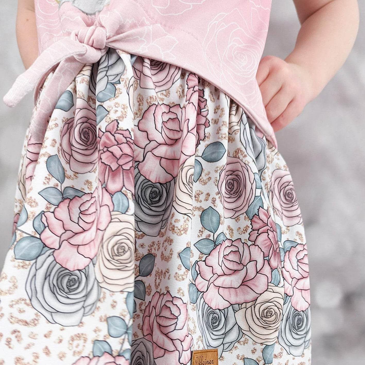 Schnittmuster Linchen Knotenkleid für Babys und Kinder A0/A4 Gr. 62 bis 156 - Sewando