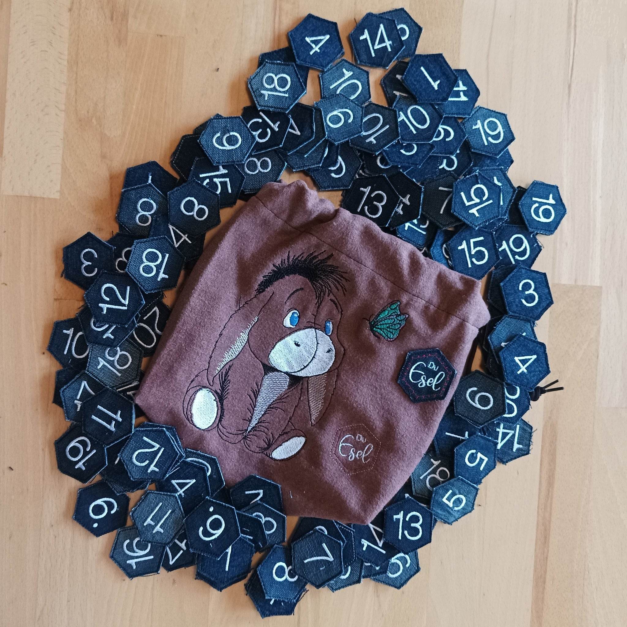 Stickdatei - Esel mit Schmetterling - Sewando