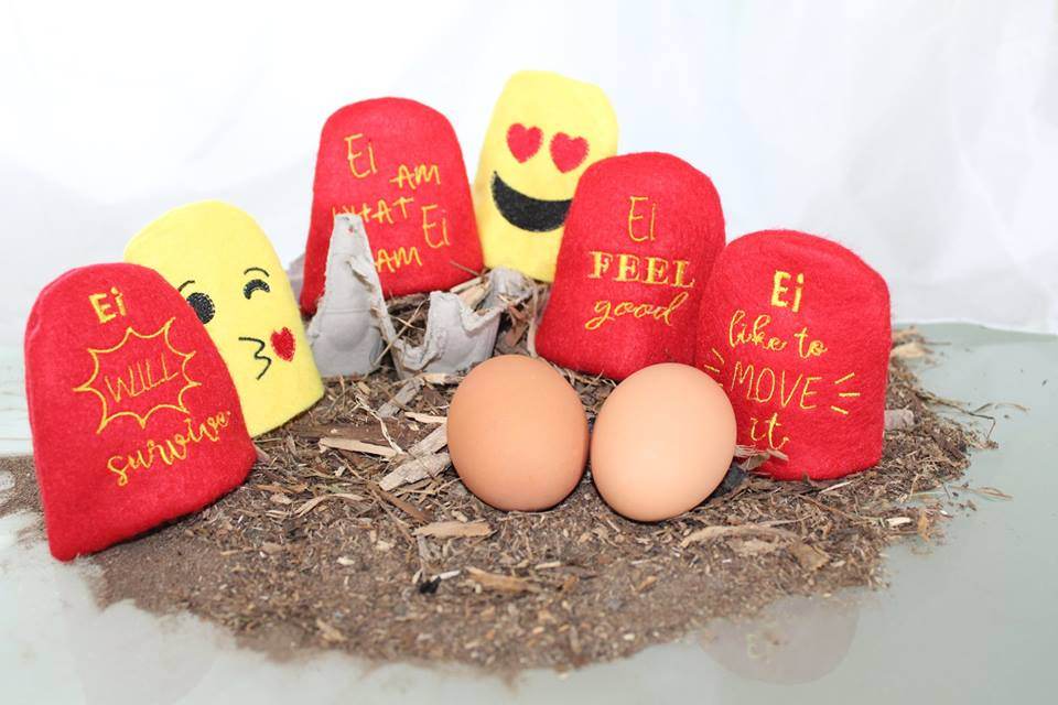 Stickdatei 8 Eierwärmer Sprüche - Sewando