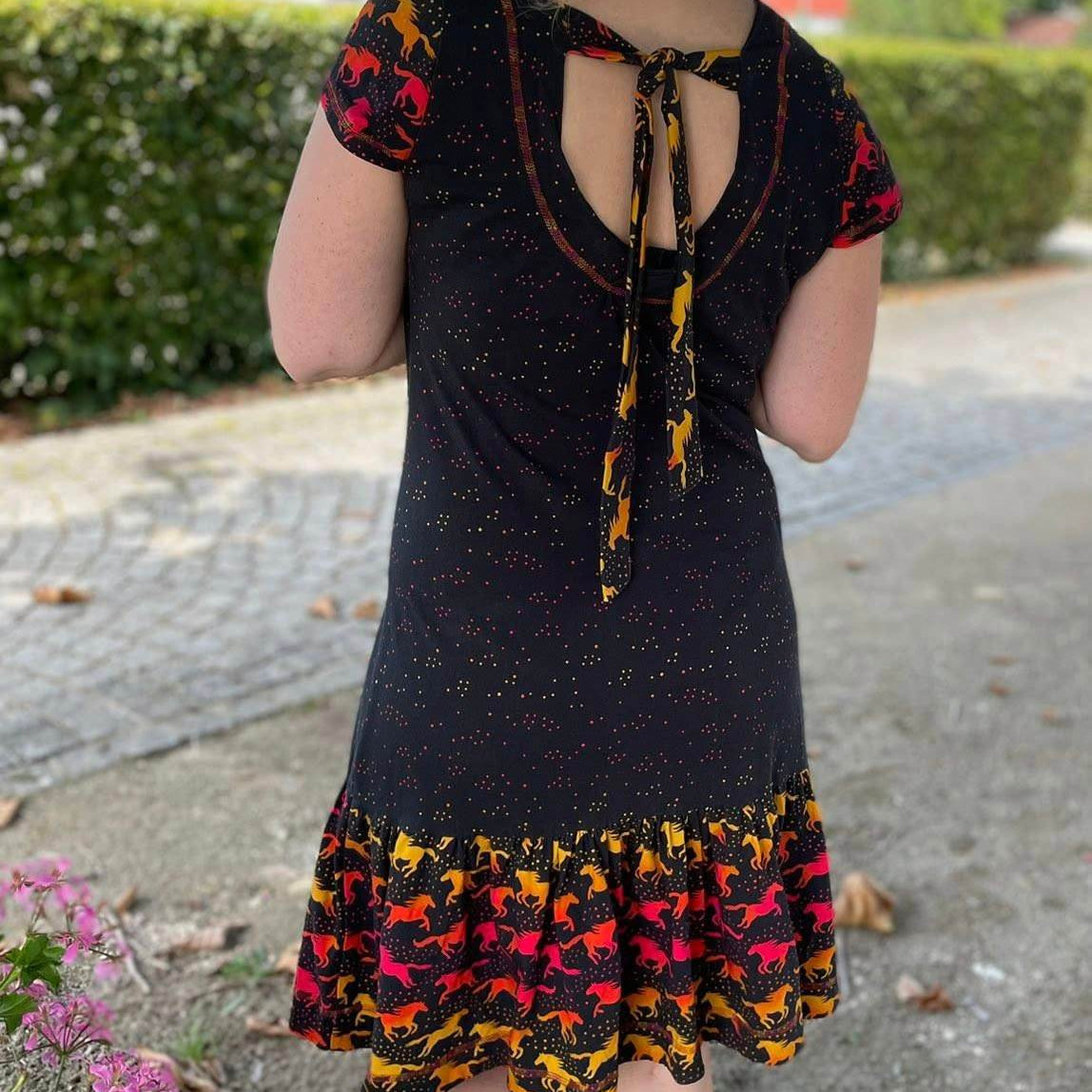 Schnittmuster Kleid Vina Gr. 32-54 - Sewando