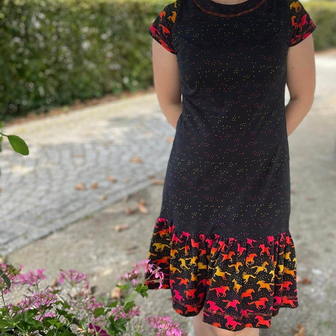 Schnittmuster Kleid Vina Gr. 32-54 - Sewando