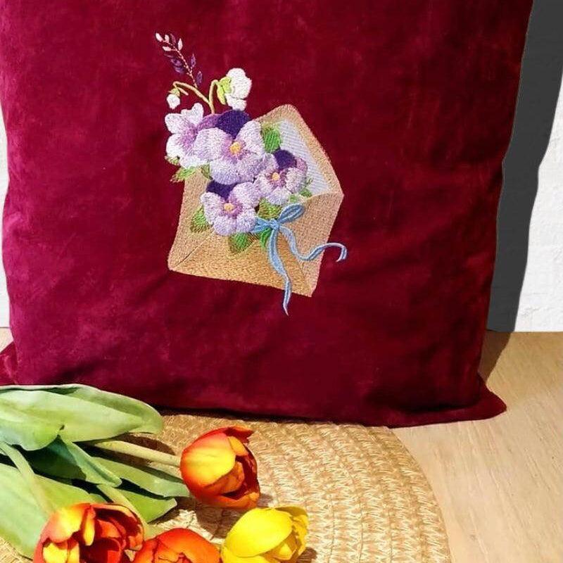 Blumenbrief Stickdatei – Romantisches Umschlag-Motiv mit Blüten - Sewando