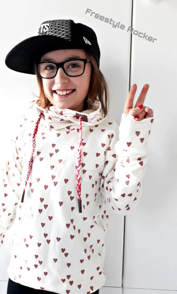 Schnittmuster Mini Lia Hoodie Gr. 92-152 - Sewando