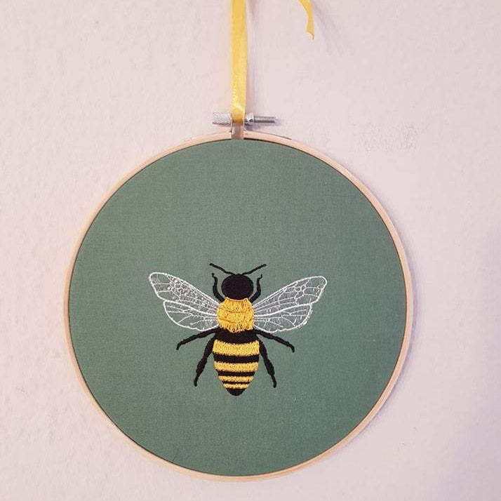 Stickdatei - Biene BEE - Sewando
