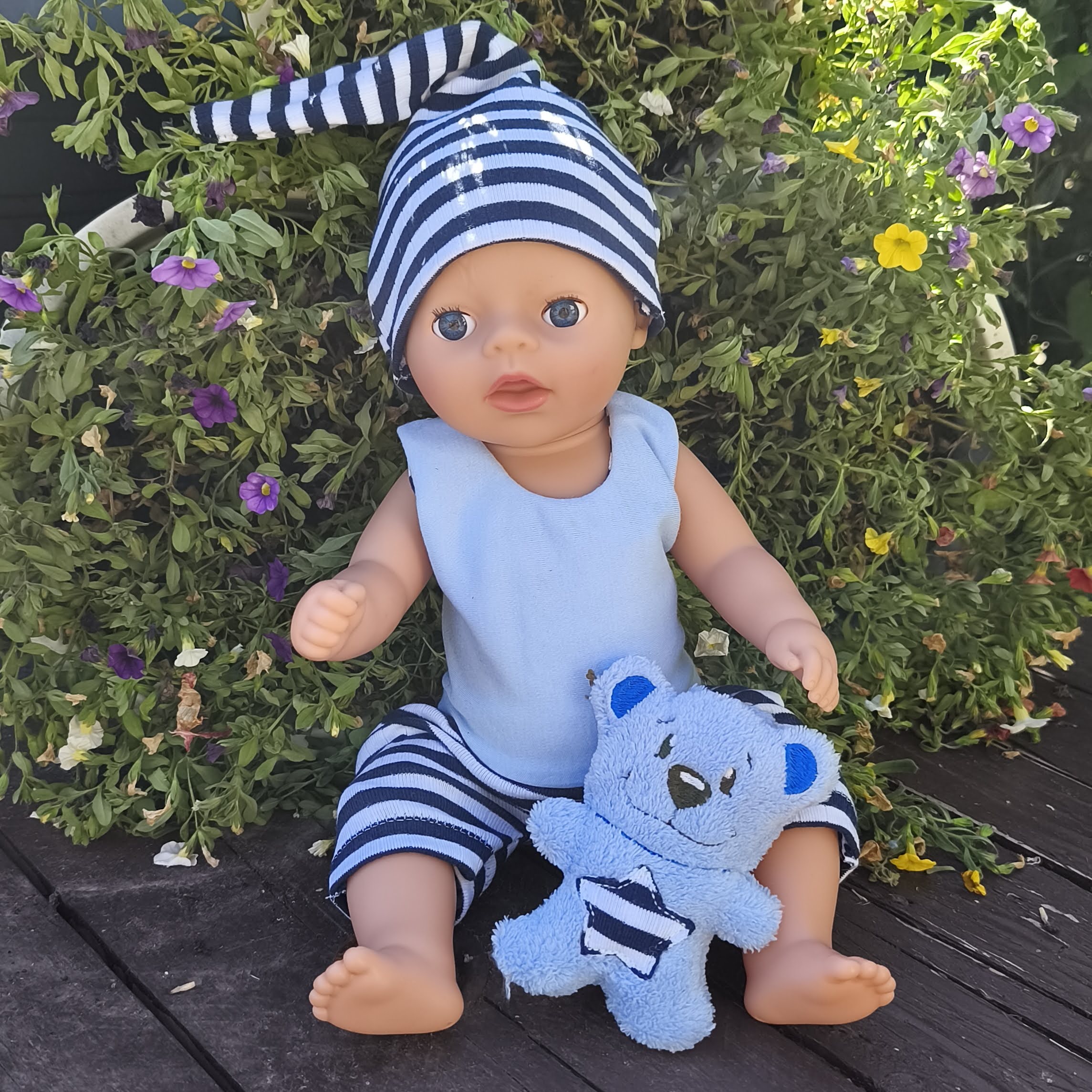 Stickdatei Puppenkleidung für Baby Puppe ca. 36 cm Set 2571 - Sewando