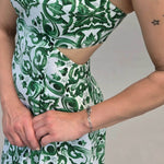 Sommerkleid mit Tunnelzug und Kellerfalten, luftiges Damenkleid mit Taschen, Trägern und gesmoktem Rücken - Sewando