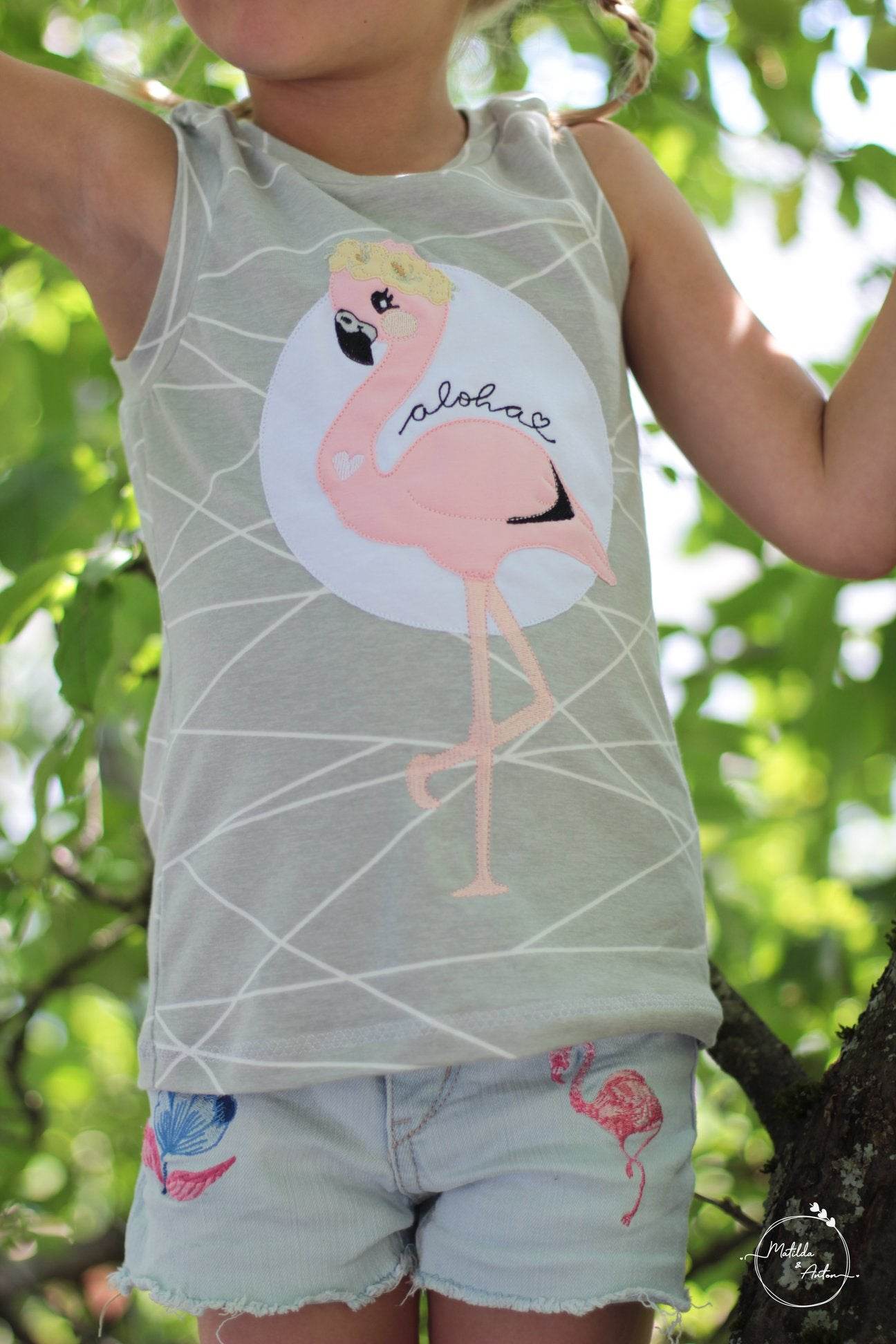 Stickdatei Frieda und Fred Flamingo - Rahmen 18x30 - Sewando