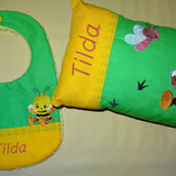 Stickdatei - Biene mit Schmetterling Kissen und Laetzchen SET ITH - Sewando