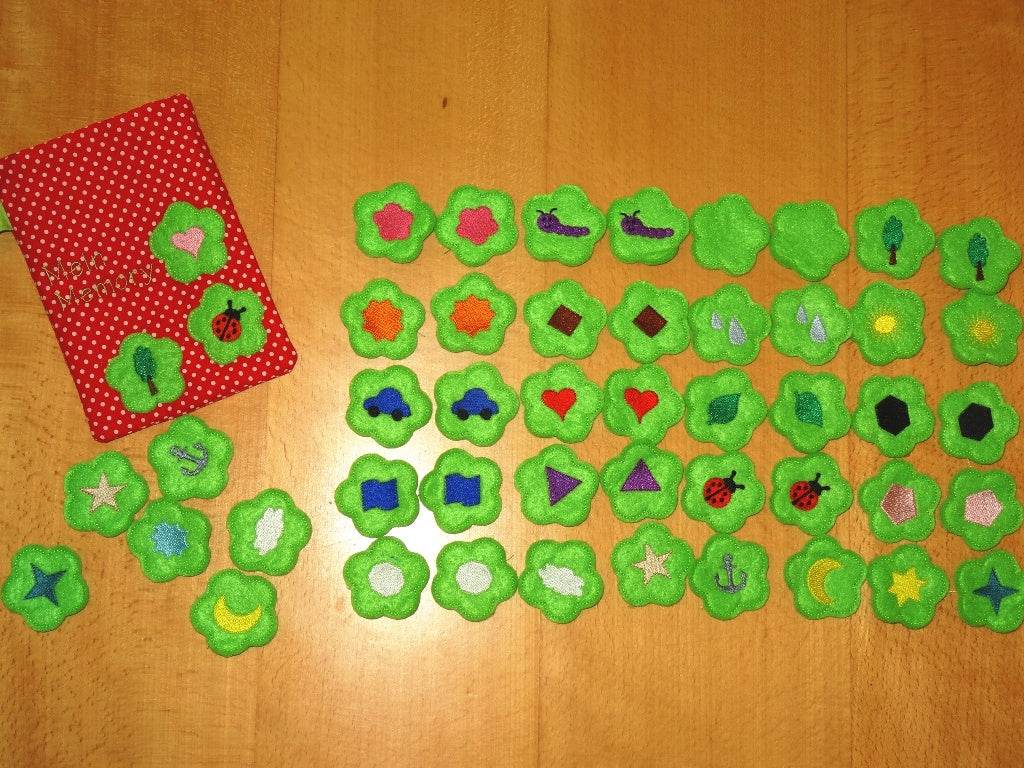 Stickdatei fuer ein Mega-Memory-Spiel mit Beutelchen ITH - Sewando
