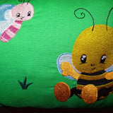 Stickdatei - Biene mit Schmetterling Kissen und Laetzchen SET ITH - Sewando
