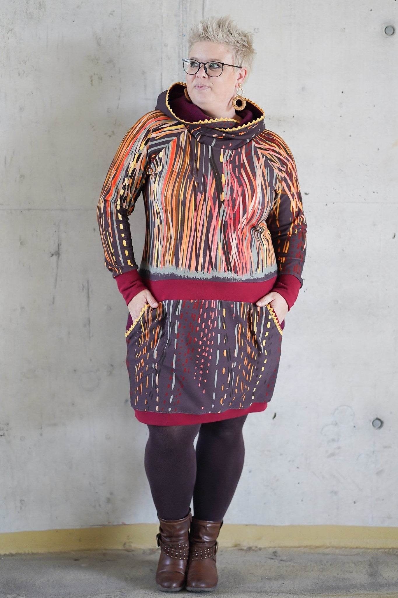 Schnittmuster Hoodie/Hoodiekleid JULIETA 34-52 + Kragen Add on : - Sewando