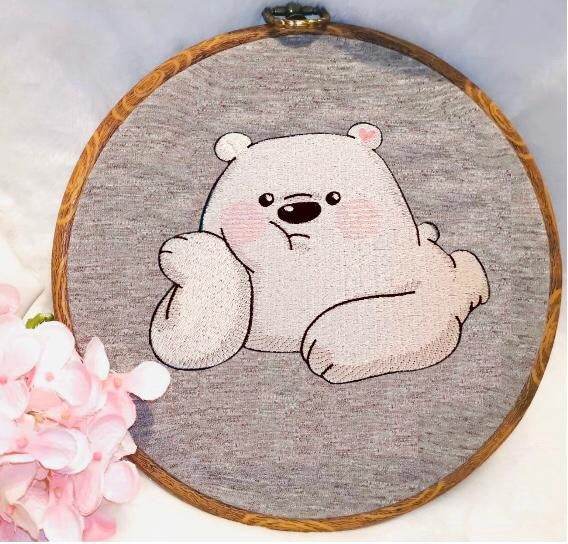Eisbär Stickdatei, niedliches Kindermotiv für deine Stickmaschine - Sewando