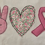 StickdateiKr Love Peace Cancer Doodle Applikation 782 Hand Herz Schleife - Sewando