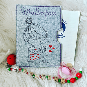 Stickdatei Mutterpass Mama mit Baby Set 845 - Sewando