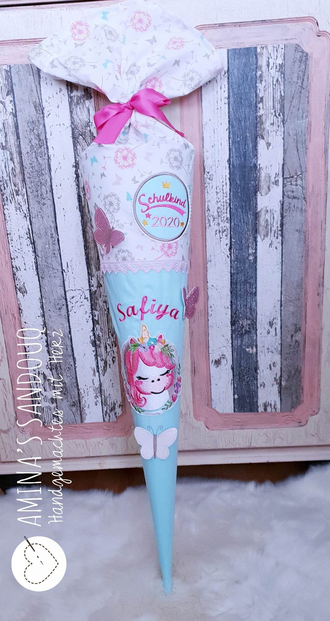Einhorn Stickdatei, zarter Blumen-Charme für deine Stickmaschine - Sewando