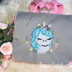 Einhorn Stickdatei, zarter Blumen-Charme für deine Stickmaschine - Sewando