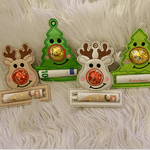 Stickdatei Weihnachten Tannenbaum Rentier mit Schoki Nase Gutscheine Set 905 - Sewando
