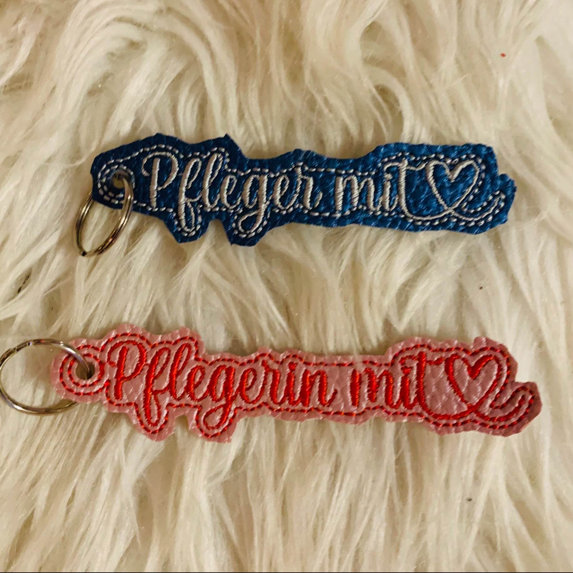Stickdatei Schlüsselanhänger Pfleger Pflegerin mit Herz 991 - Sewando