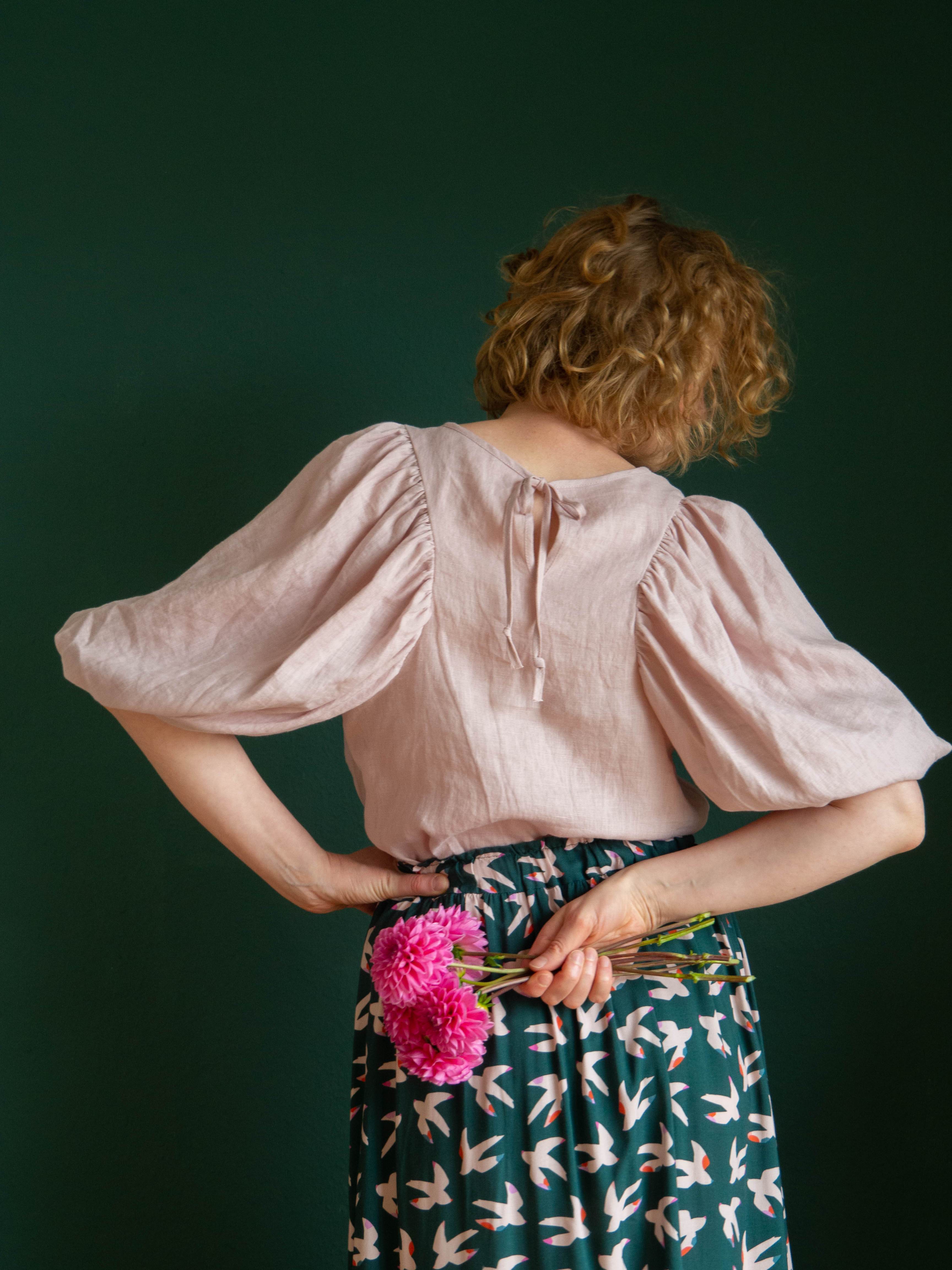 Evi Blouse 34 - 52 sewing pattern and instructions - Sewando
