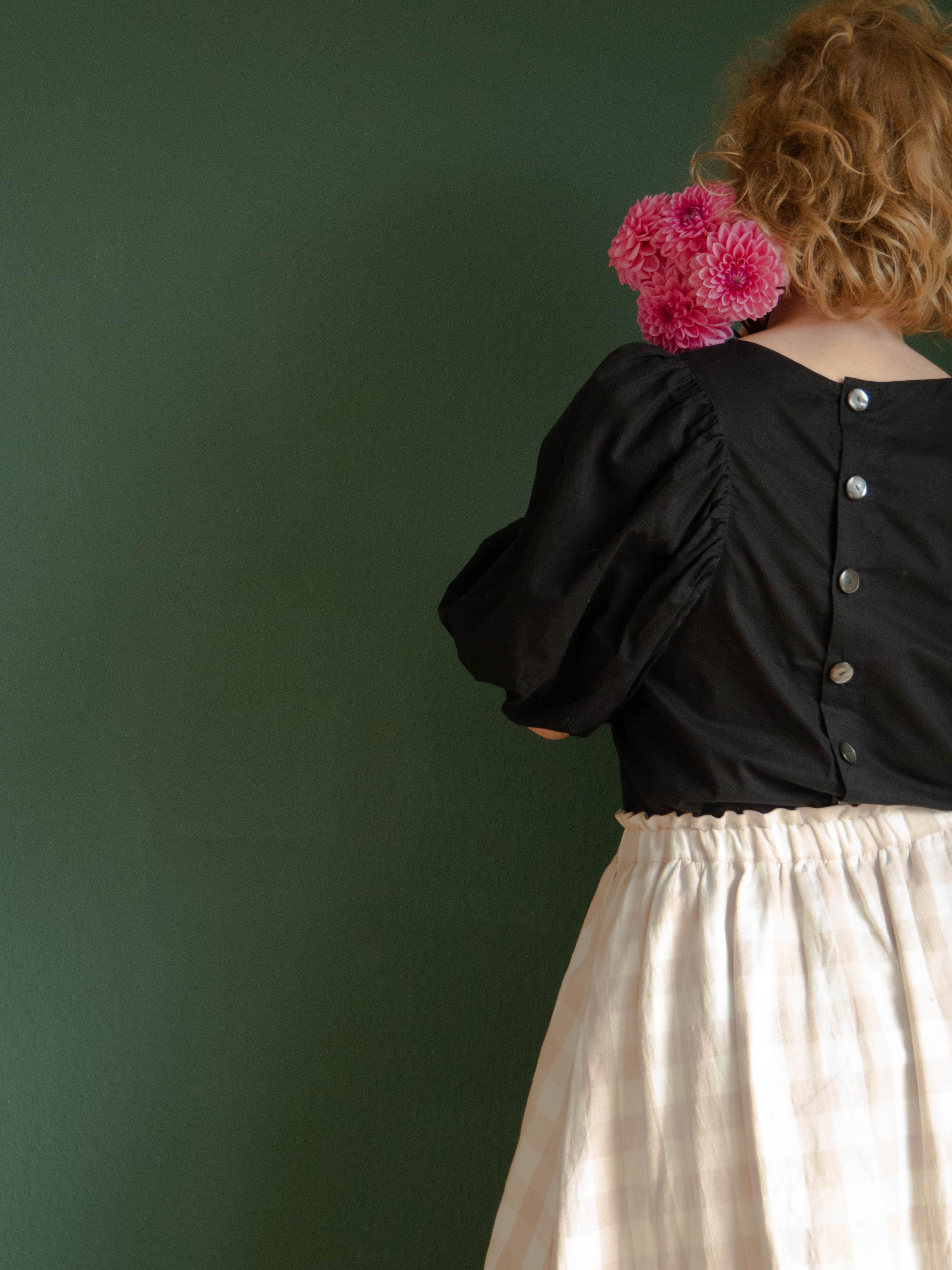 Evi Blouse 34 - 52 sewing pattern and instructions - Sewando