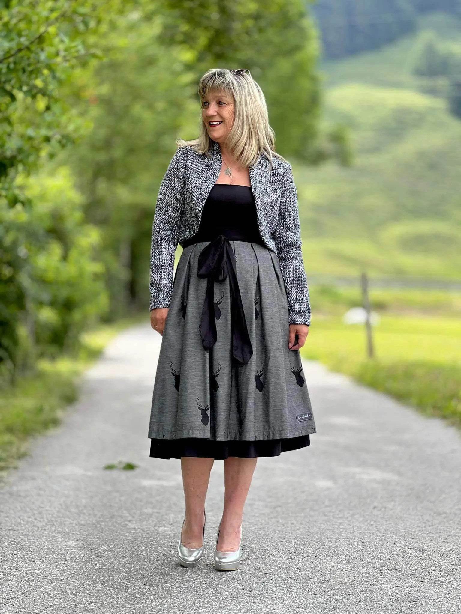Schnittmuster Bolero Boji Gr. A - M DE/EN/FR. BU 76-134cm - Sewando
