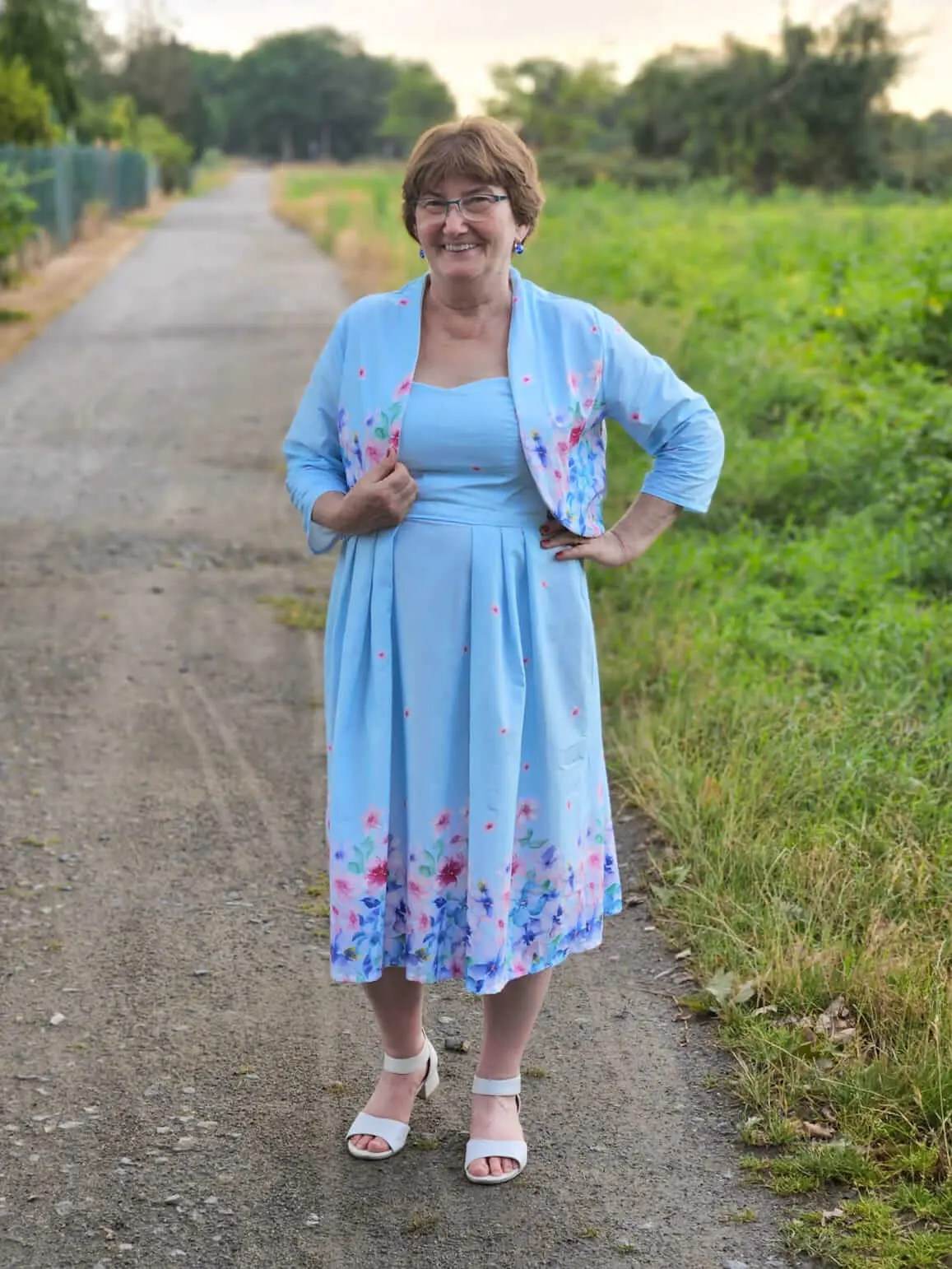 Schnittmuster Bolero Boji Gr. A - M DE/EN/FR. BU 76-134cm - Sewando