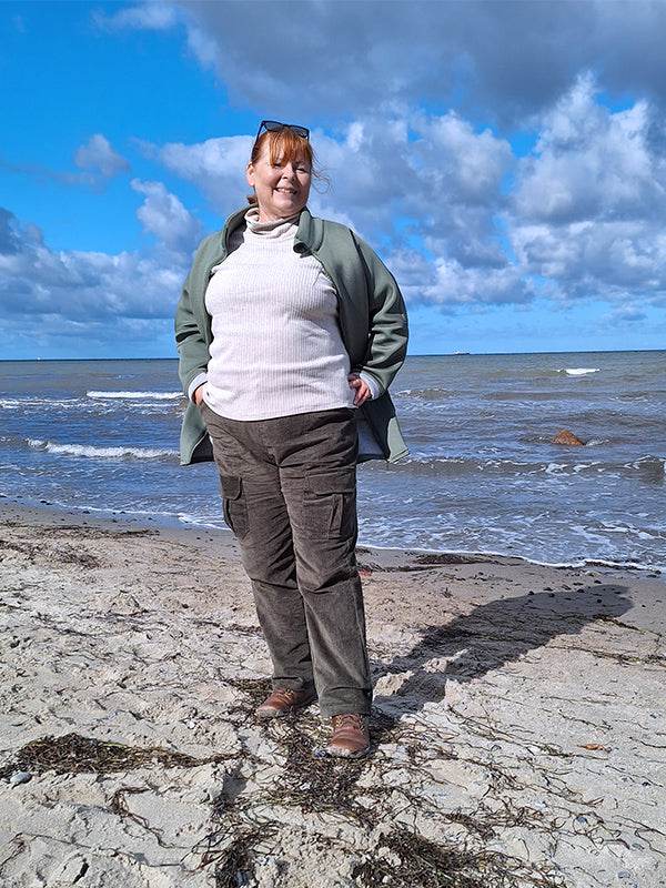 Schnittmuster CORINNA- Cargohose, Regenhose mit den typischen Taschen Gr. 34-54 - Sewando