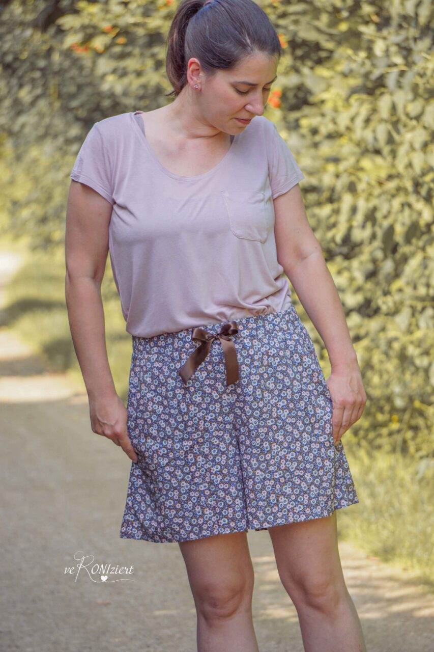 Schnittmuster EASY BREEZY SHORTS WOMAN 32-50 - Sewando