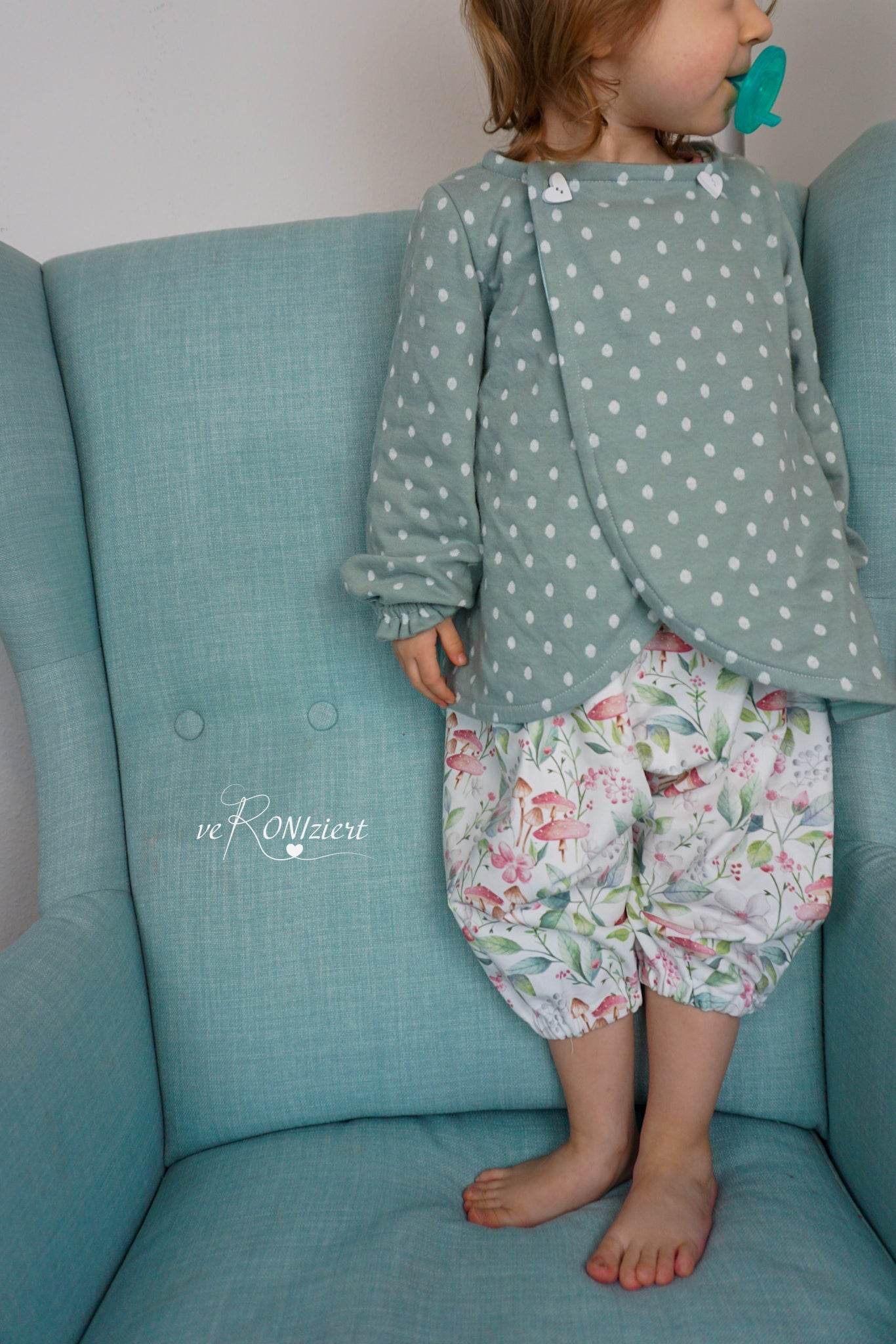 Schnittmuster Cardigan Clara Größen 86-140 - Sewando