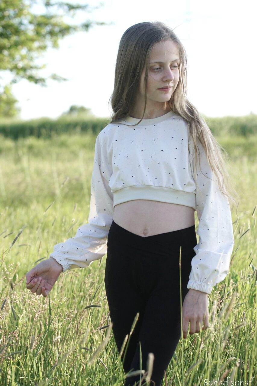 RUFFLE SWEATER LINA 80-164 - Sewando