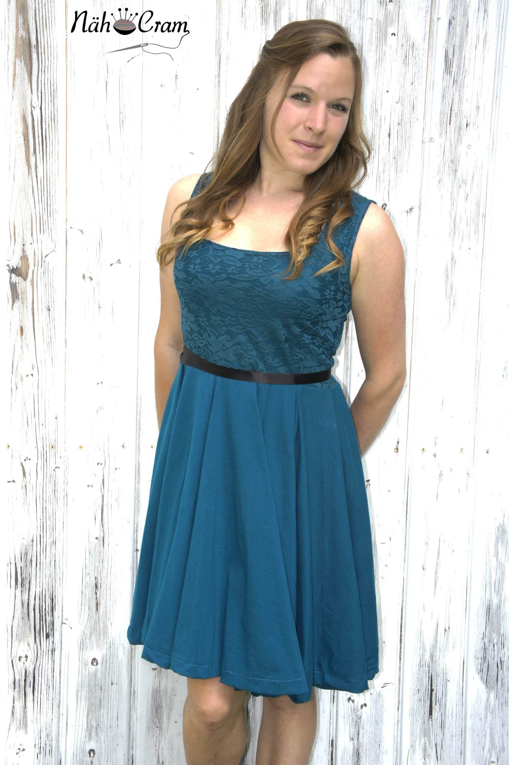 E-Book s´Kleid 34-50 Schnittmuster - Sewando