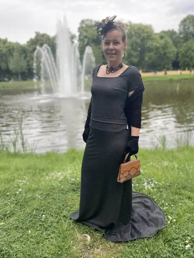 Schnittmuster Kleid Epidot Etuikleid Gr. A-M DE/EN/FR. BU 76-134cm - Sewando