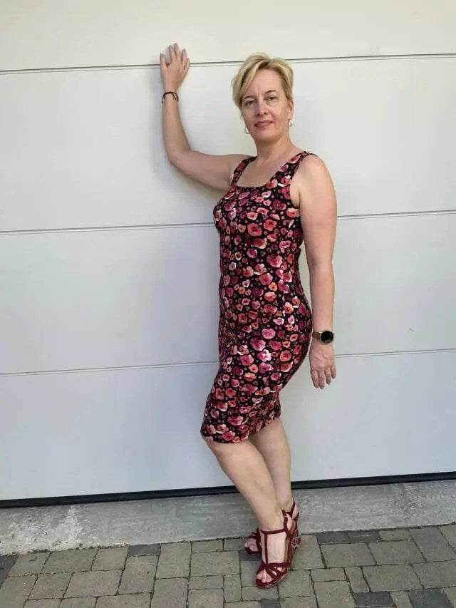 Schnittmuster Kleid Epidot Etuikleid Gr. A-M DE/EN/FR. BU 76-134cm - Sewando