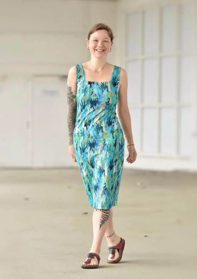 Schnittmuster Kleid Epidot Etuikleid Gr. A-M DE/EN/FR. BU 76-134cm - Sewando