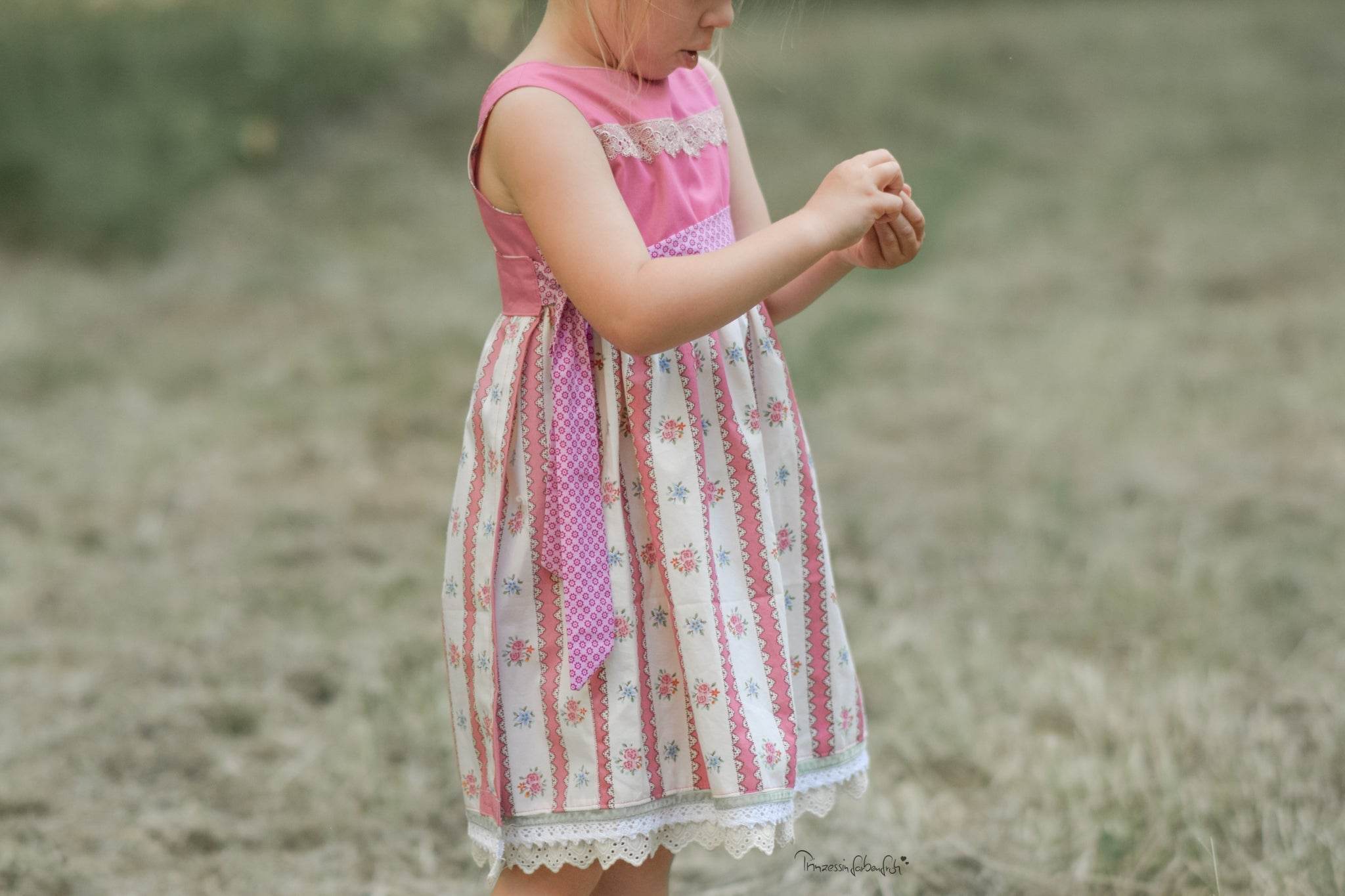 Schnittmuster Kleid Elisa Sommerkleid Stufenkleid Gr. 86-140 - Sewando
