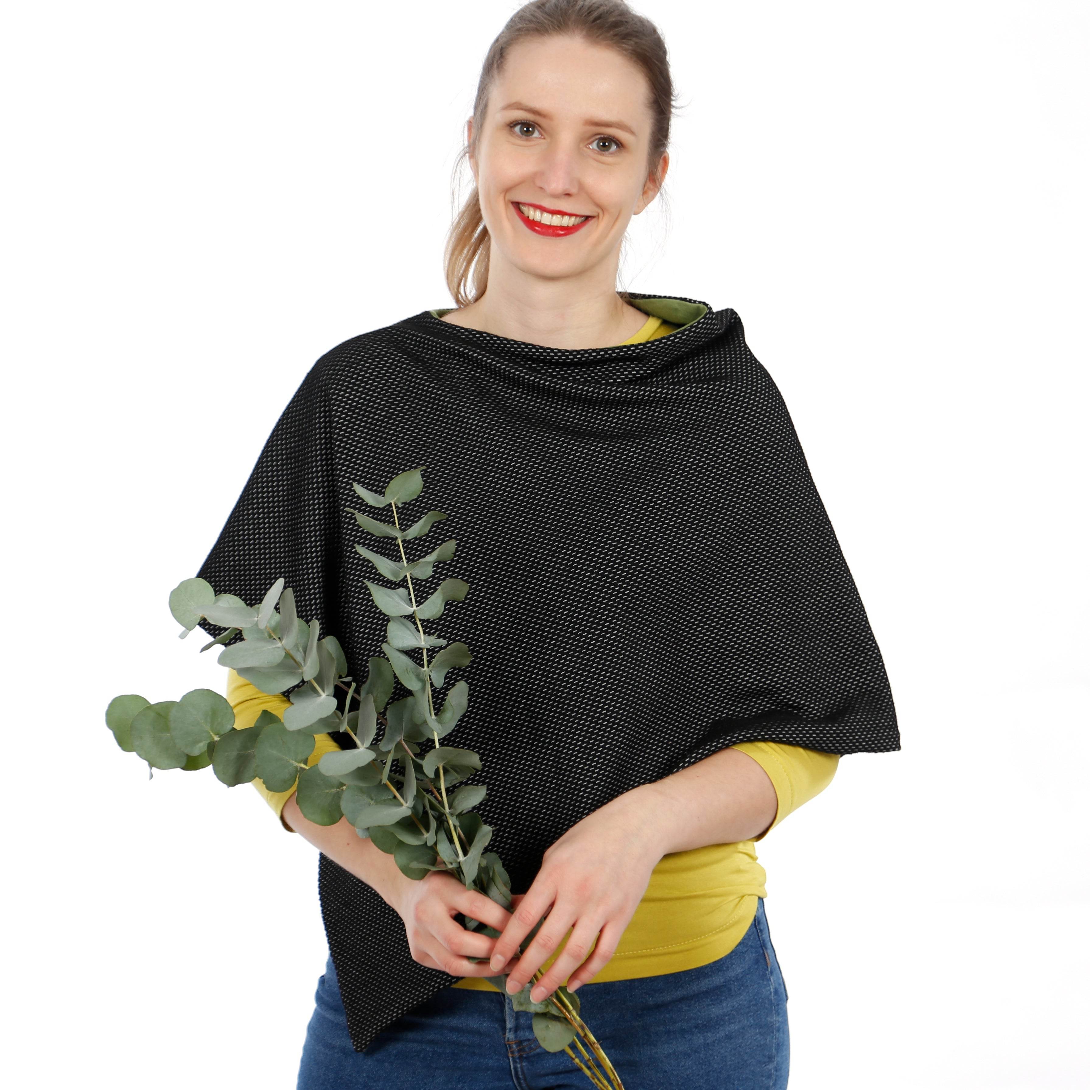 Wendeponcho FRAU PENNY | Schnittmuster Kids, Teens & Damen : - Sewando