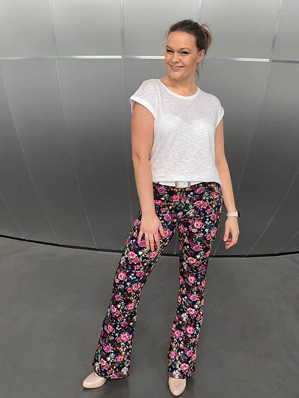 Schnittmuster Gianna - Stretchhose mit Reißverschlusstaschen Gr. 34-54 - Sewando