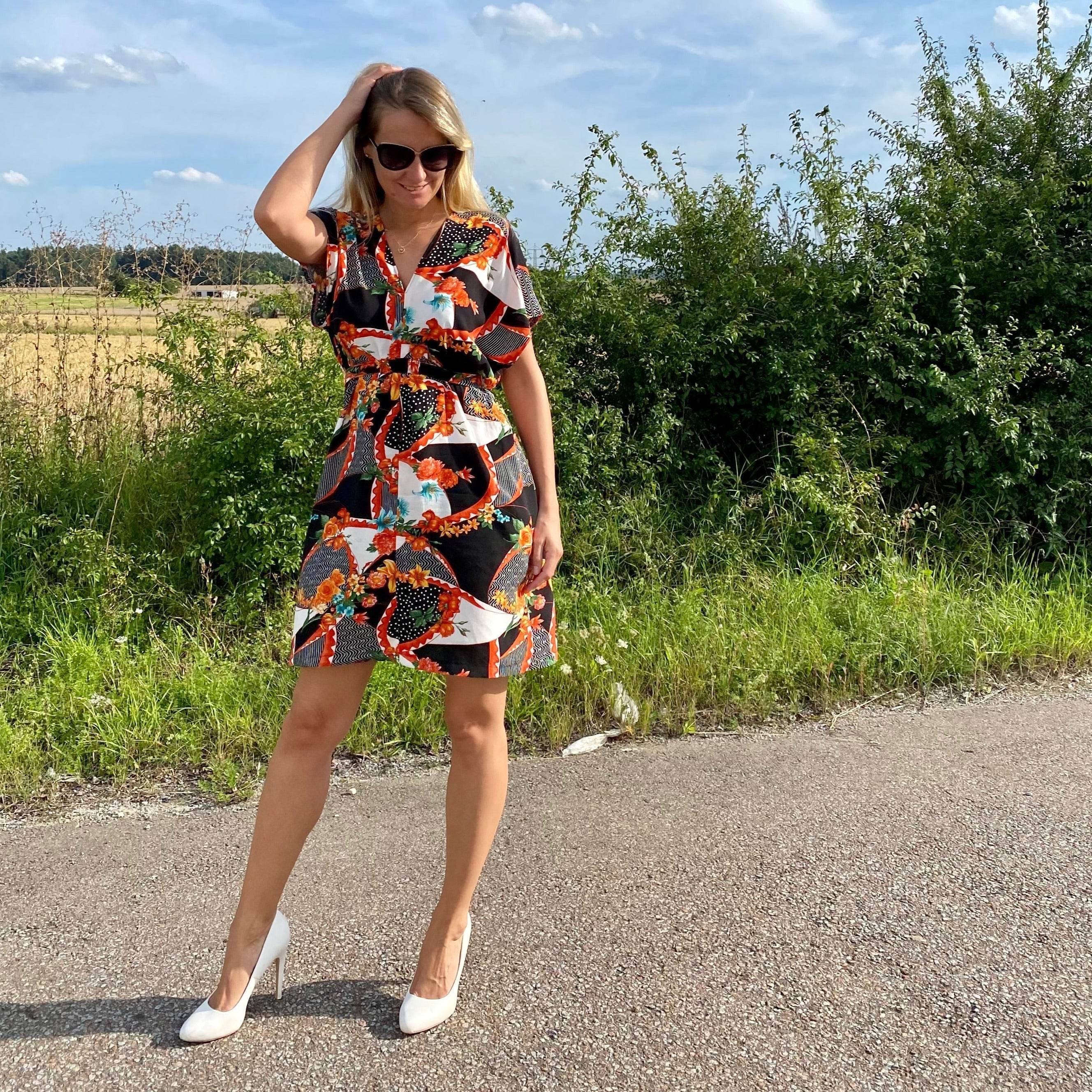 Nähanleitung HOLLY - Kleid/Tunika im Kaftanlook mit Bindeband - Gr. 34-44 - Sewando