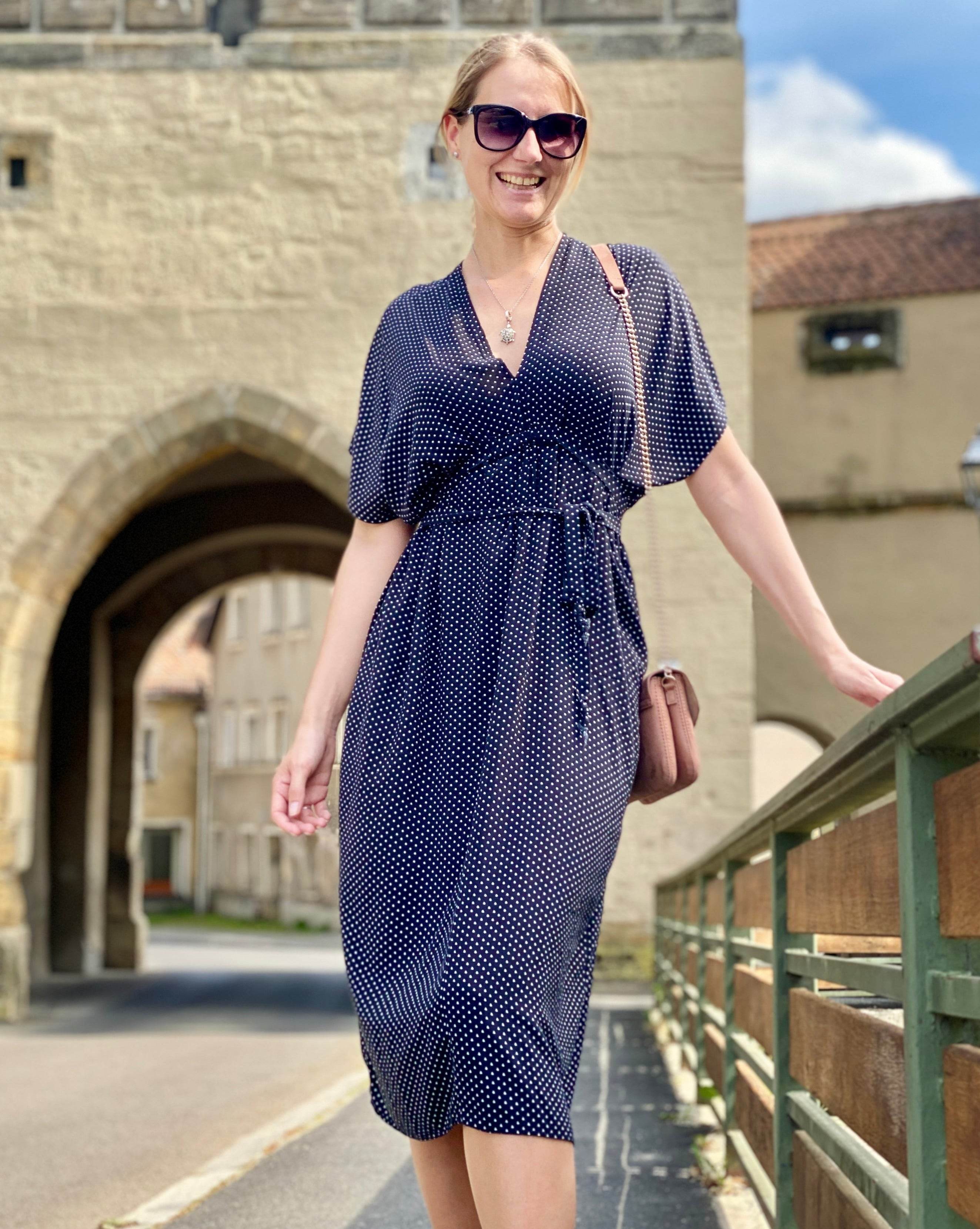 Nähanleitung HOLLY - Kleid/Tunika im Kaftanlook mit Bindeband - Gr. 34-44 - Sewando