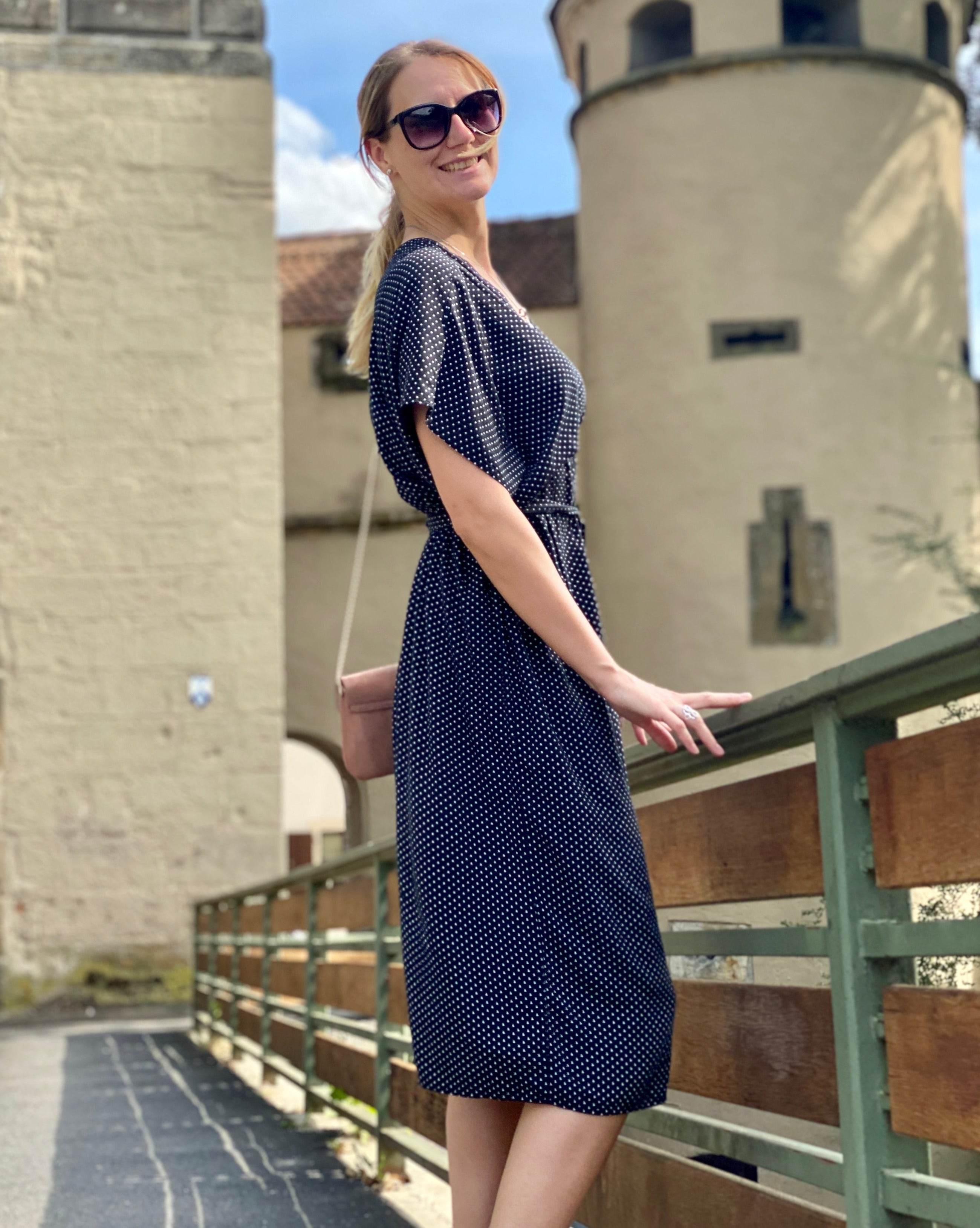 Nähanleitung HOLLY - Kleid/Tunika im Kaftanlook mit Bindeband - Gr. 34-44 - Sewando