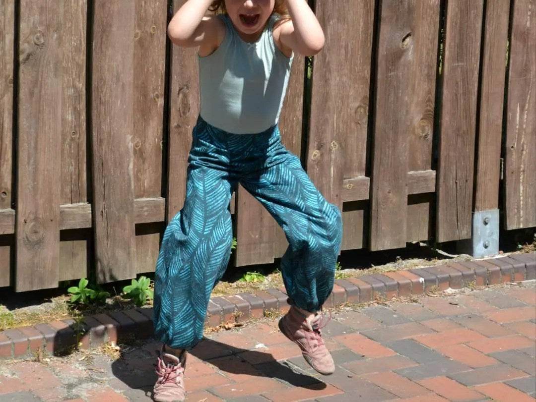 Schnittmuster Hose Jade Kids Gr. 98 - 158 DE - Sewando