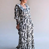 Schnittmuster Kevia - Kleid mit Kellerfalte Gr. 34-54 - Sewando