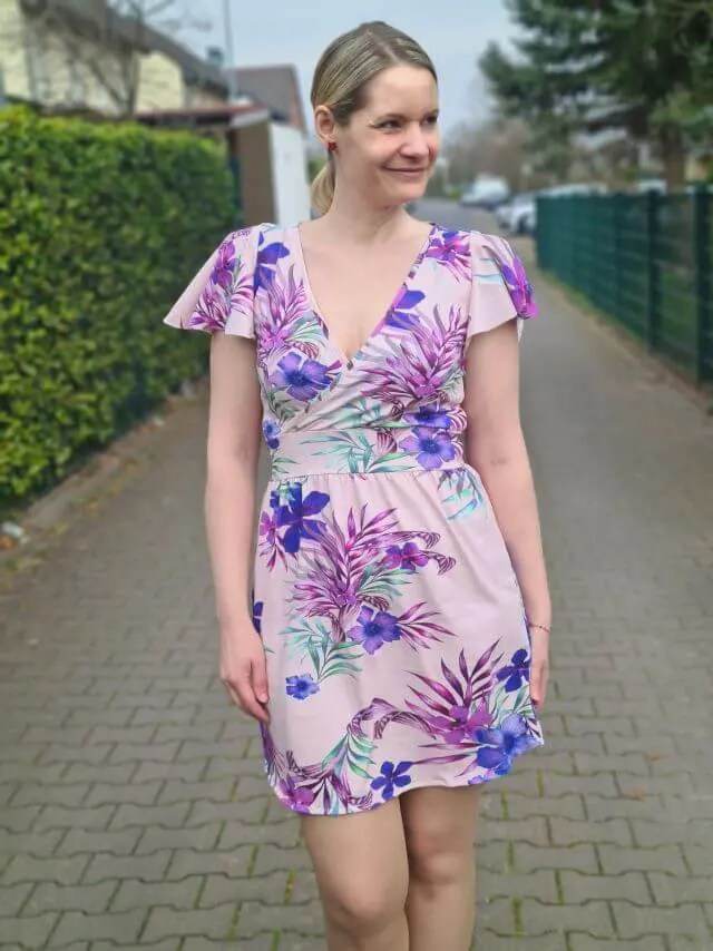 Schnittmuster Kleid Amazonit Gr. 32 - 56 DE - Sewando