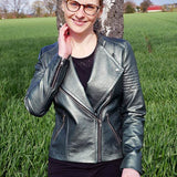 Schnittmuster Jacke BIKER-Lola aus Kunstleder/ Stretch mit optionaler Kapuze Gr. 34-54 - Sewando